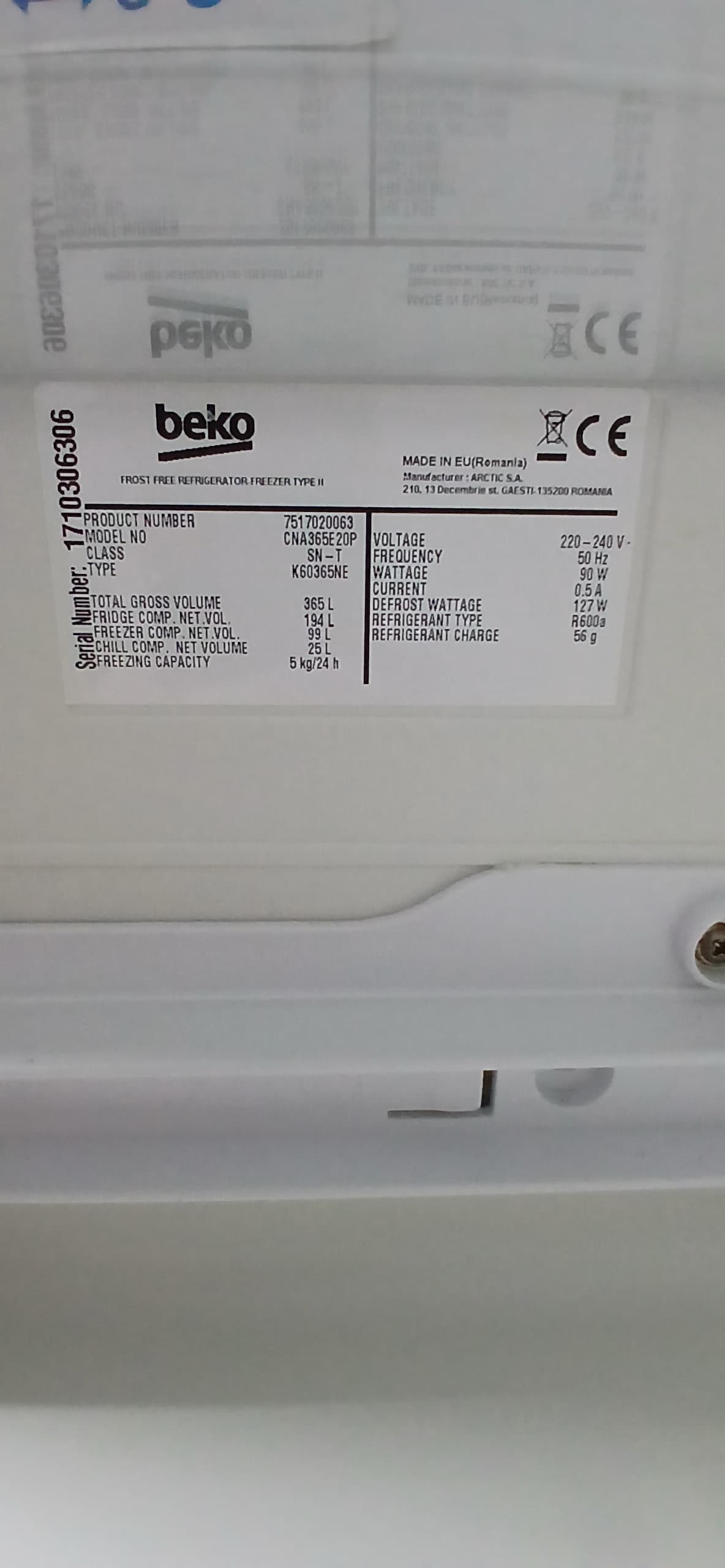 Холодильник Beko CNA365E20P