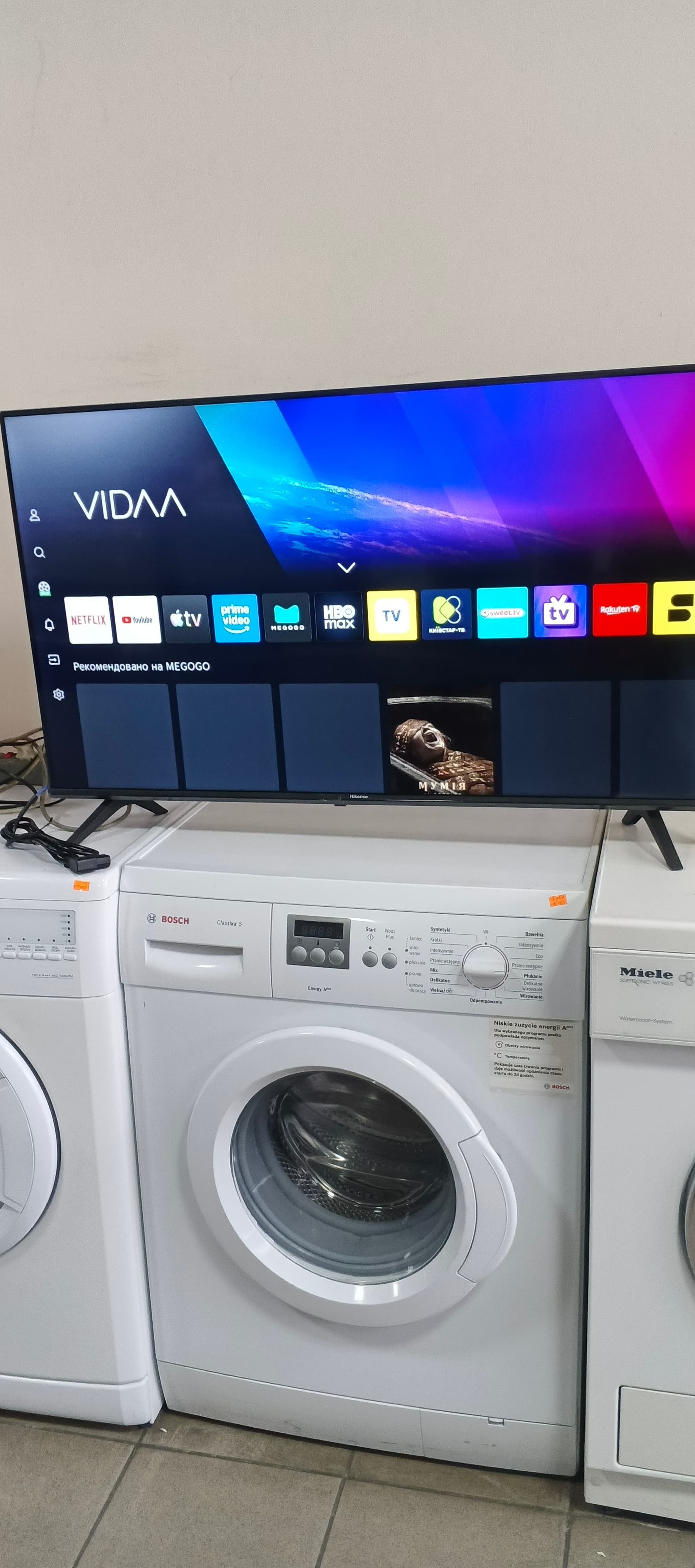 Телевізор Hisense 40E4KT