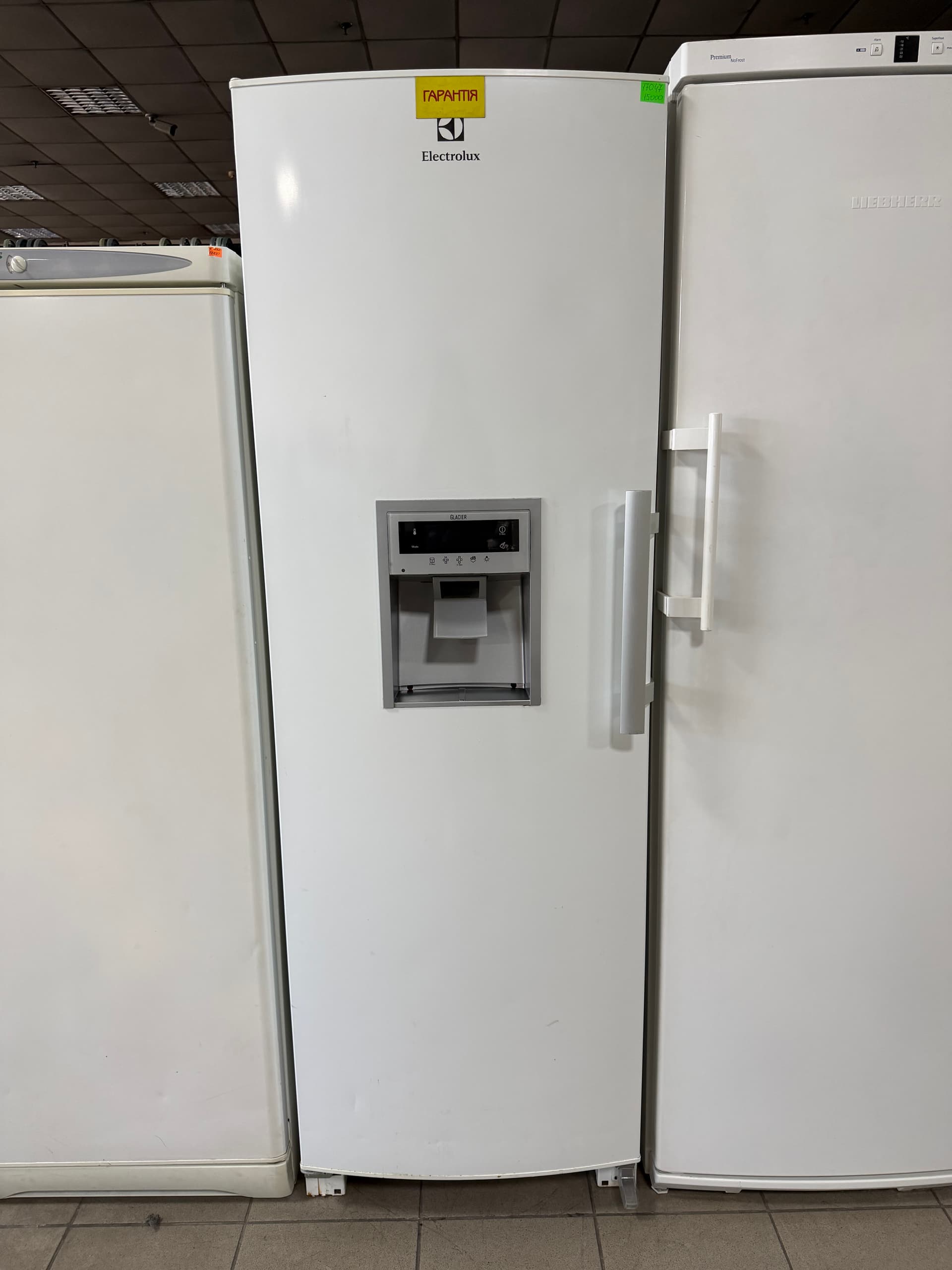 Морозильна камера ElectroLux EUF2947GOW