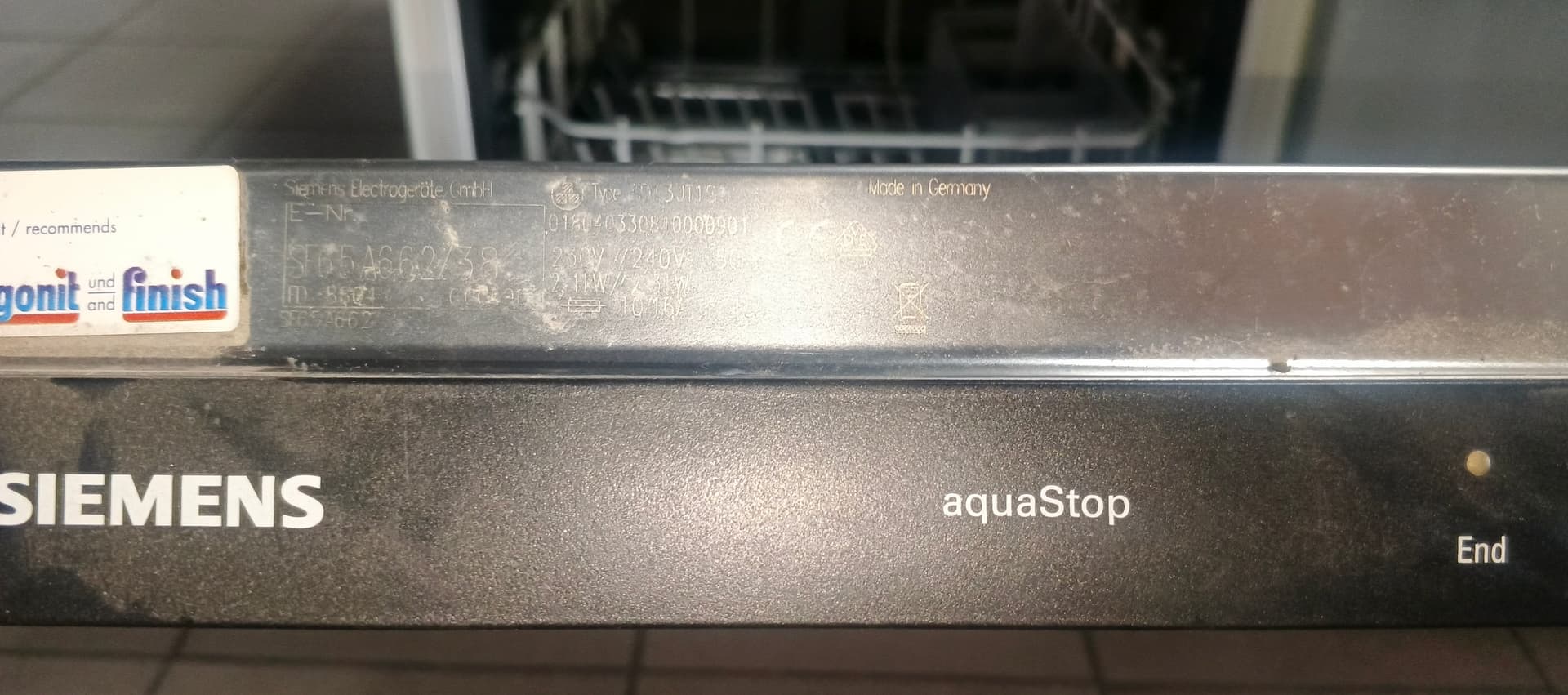 Посудомийна машина Siemens  SF65A662