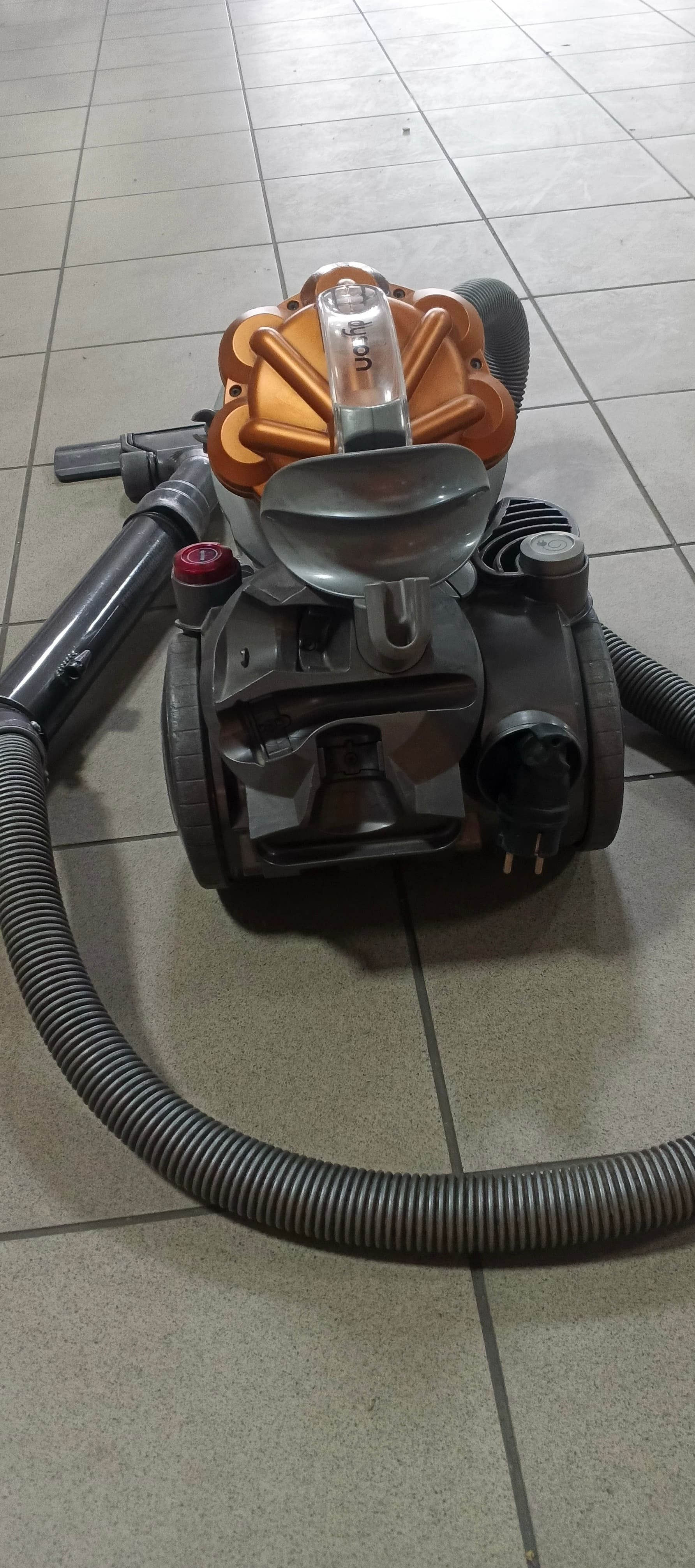 Порохотяг Dyson 366-EU-A