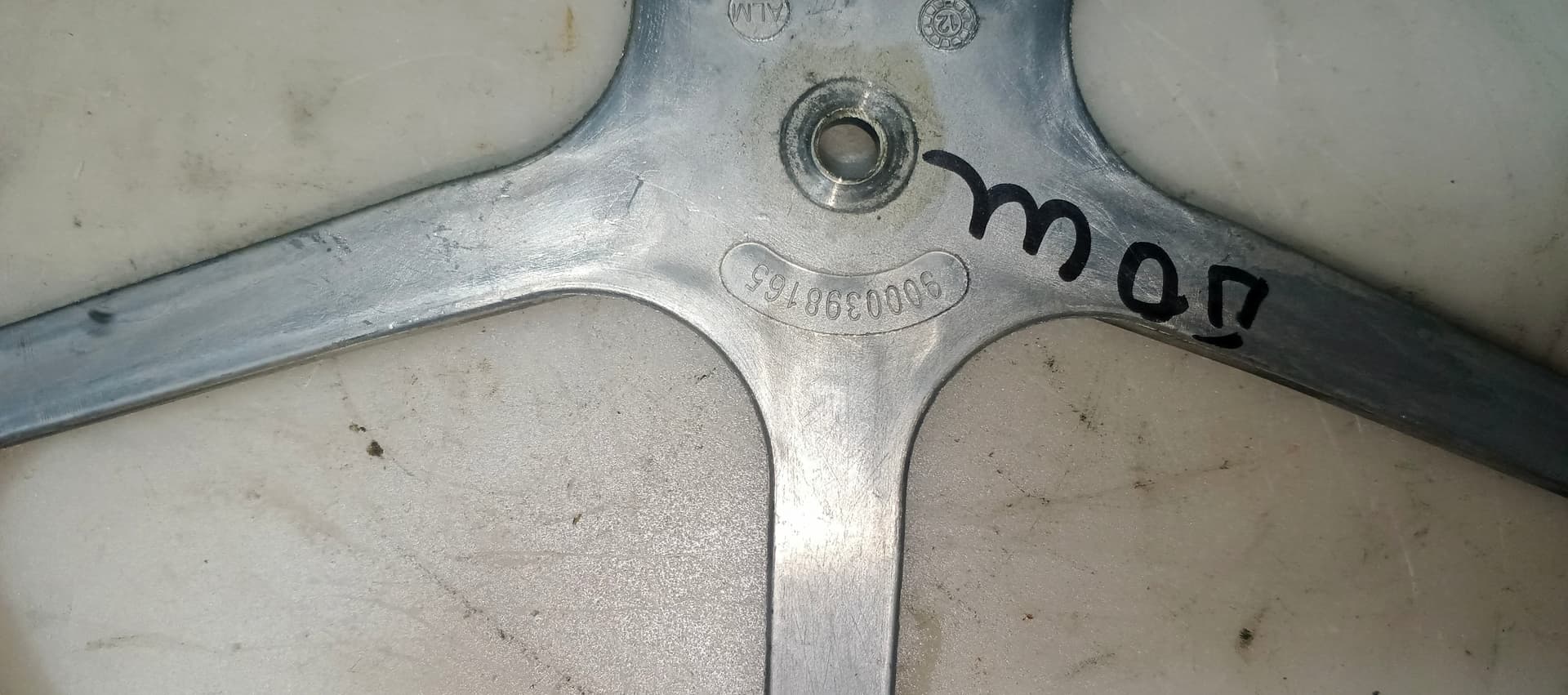 Б/у Шків для пральної машини Bosch 9000398165