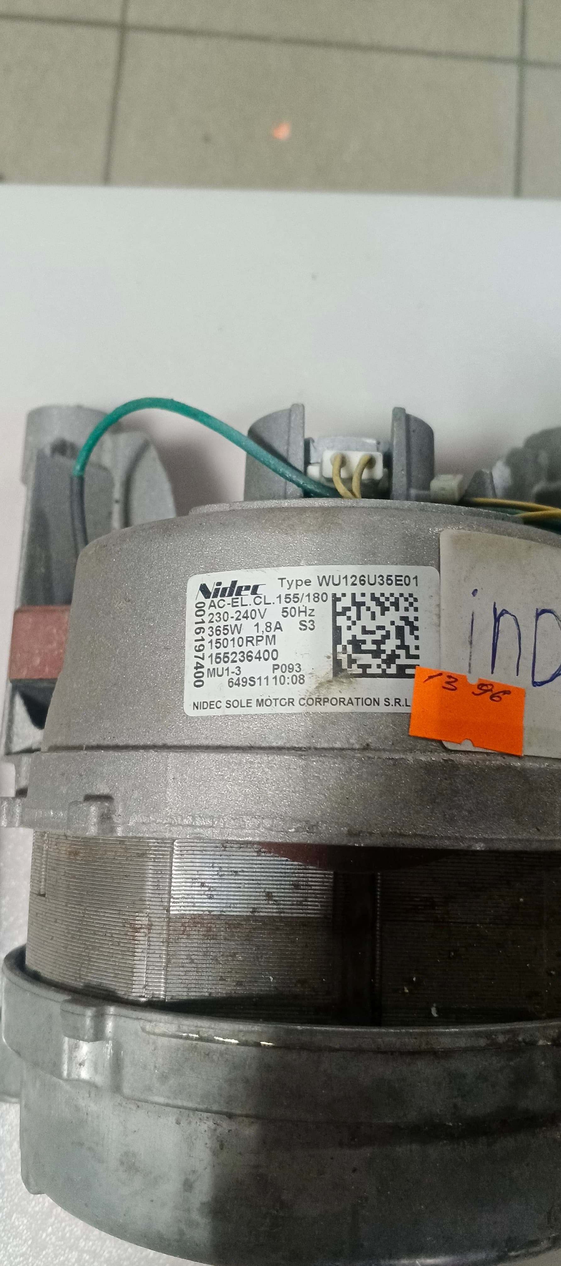 Б/у МОТОР для пральної машини Indesit 365w
