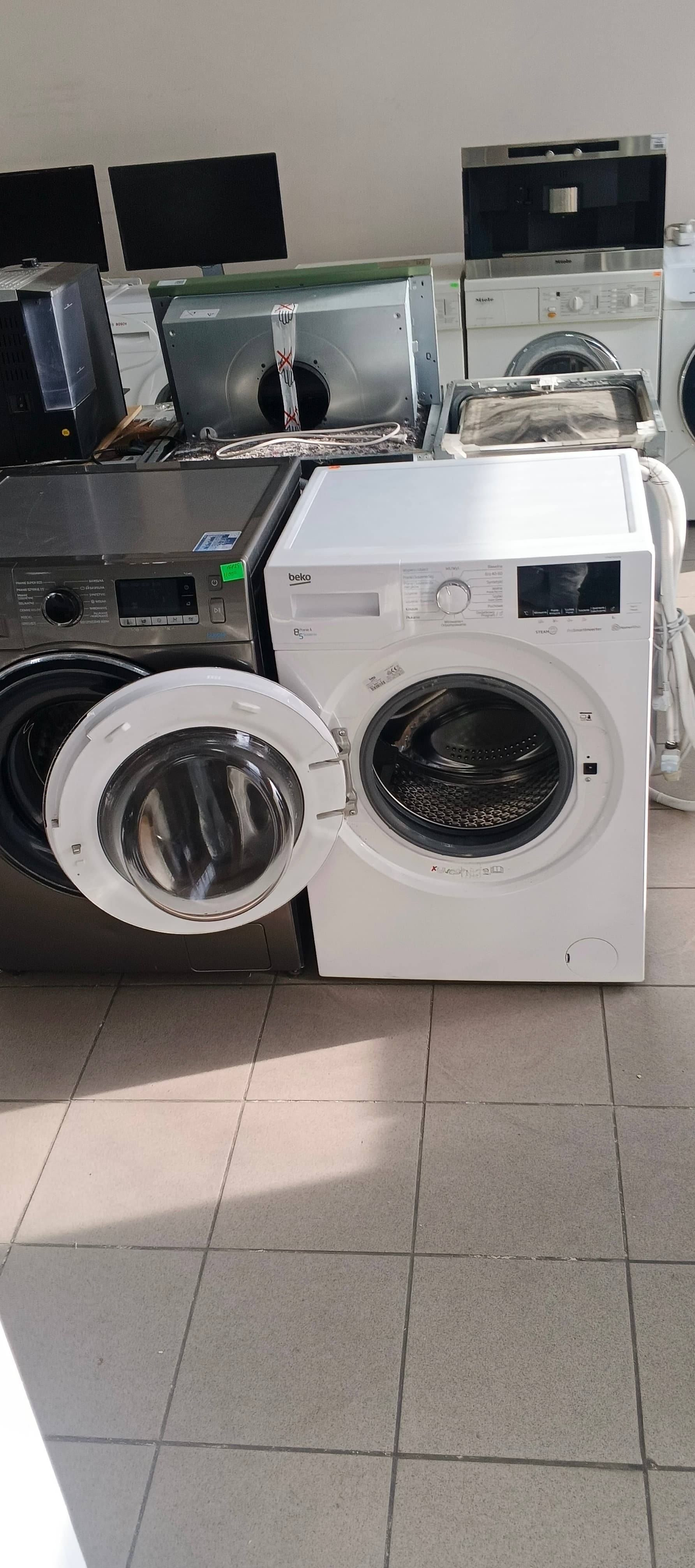 Прально сушильна машина Beko HTV8732XCW