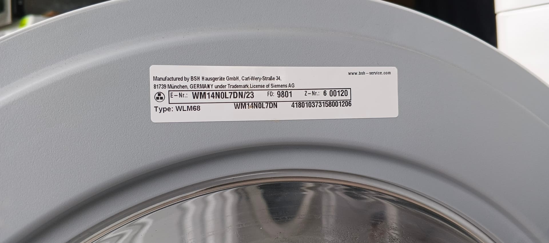 Пральна машина Siemens WM14N0L7DN/23