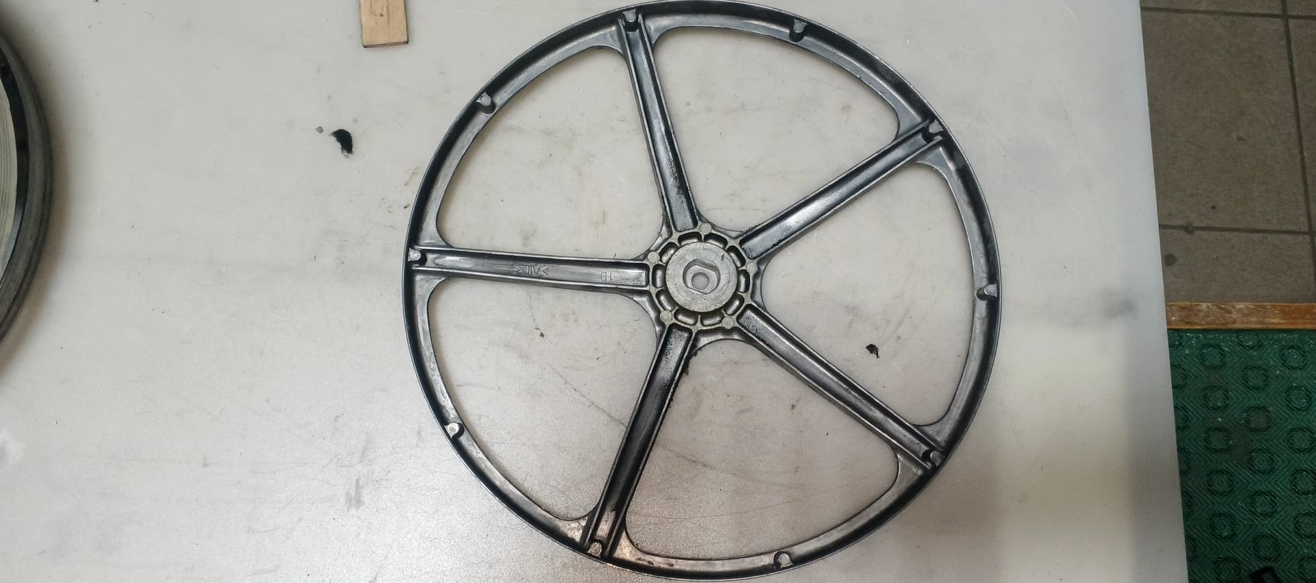 Б/у Шків для пральної машини Bosch 5550000034