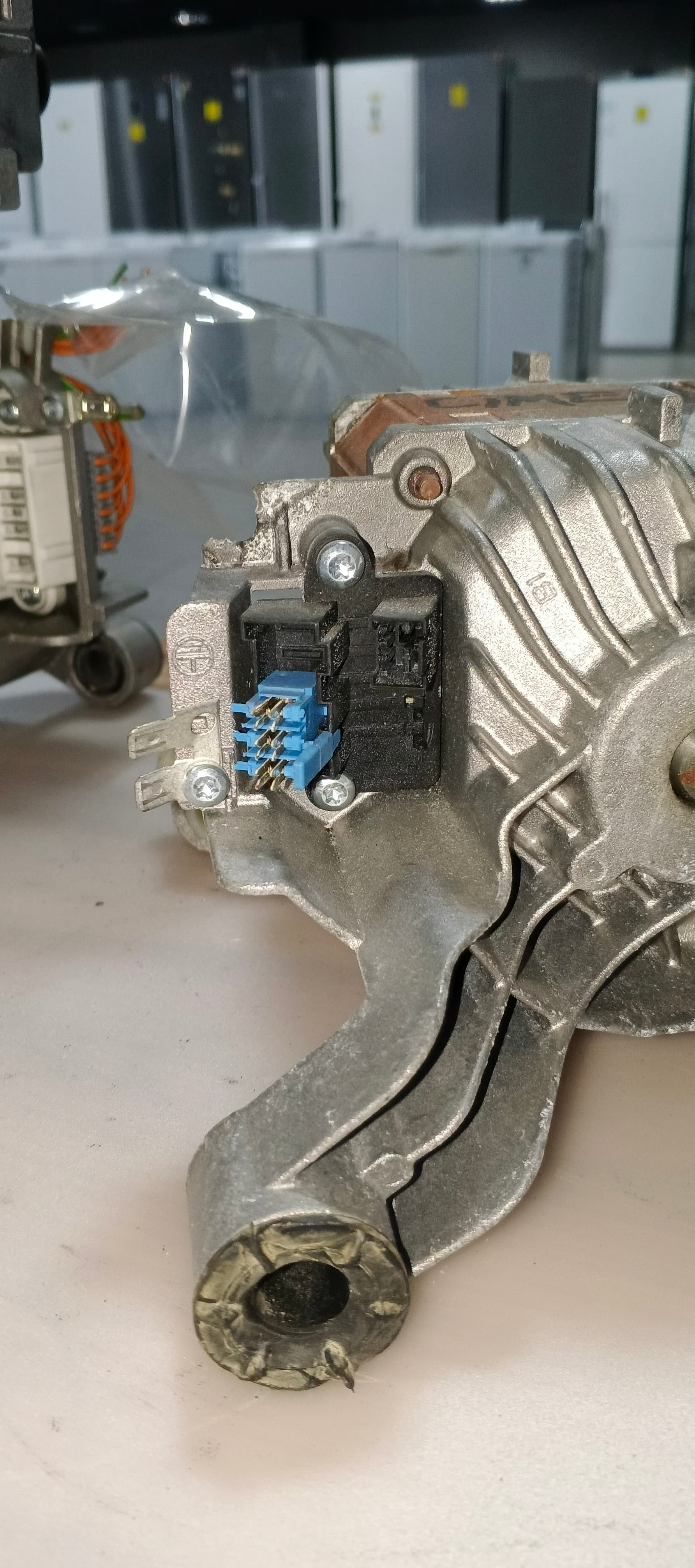 Б/у Мотор для пральної машини Siemens шість контактів9000386866