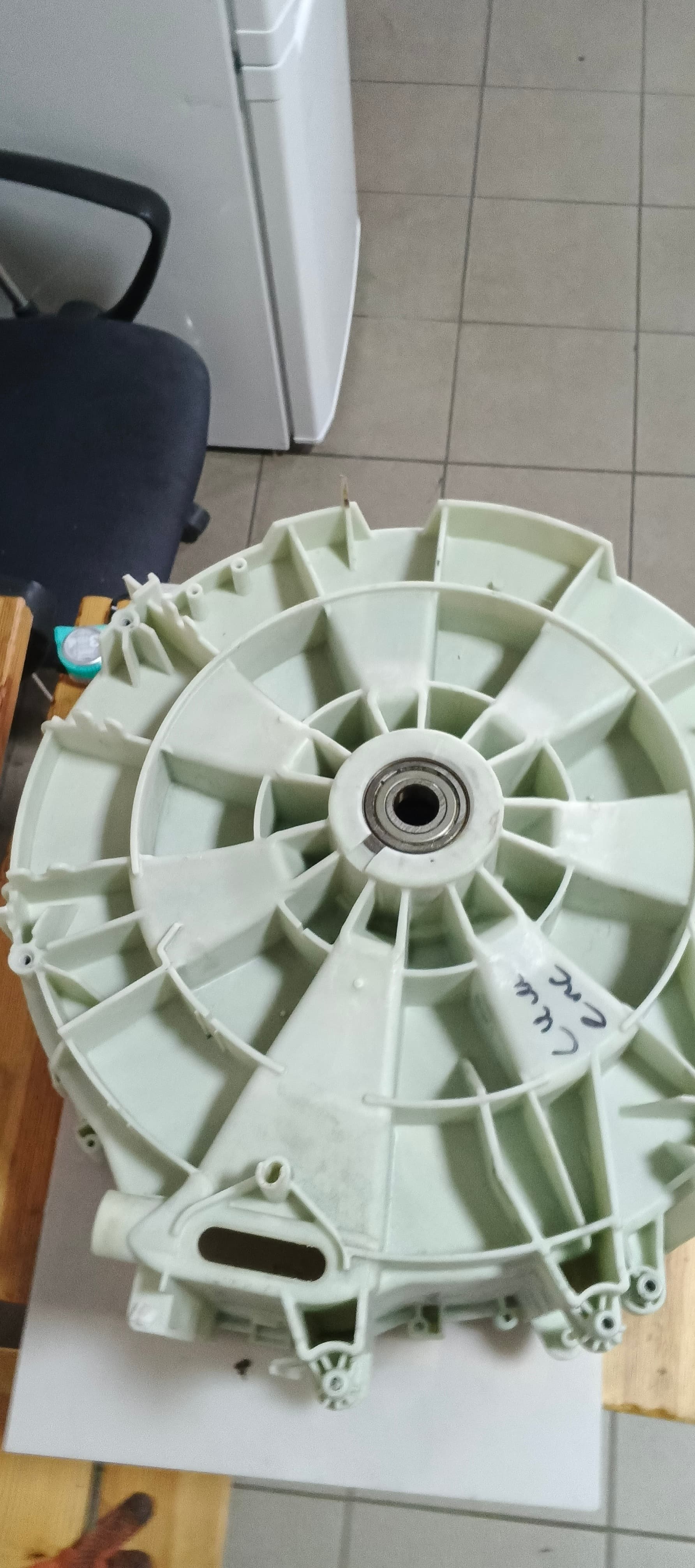 Б/у Задній напівбак для пральної машини Siemens
