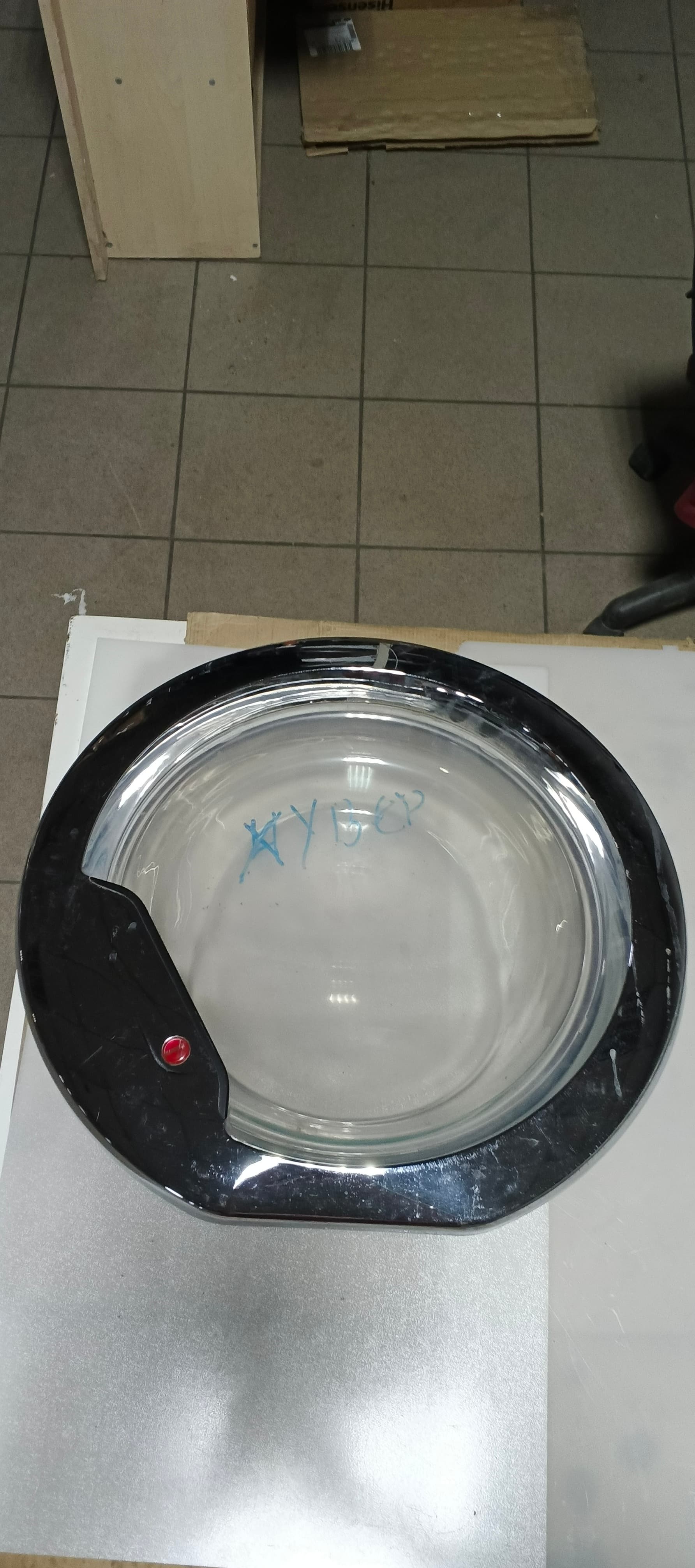 Б/у Люк для пральної машини Whirlpool Supreme Care FSCR90422
