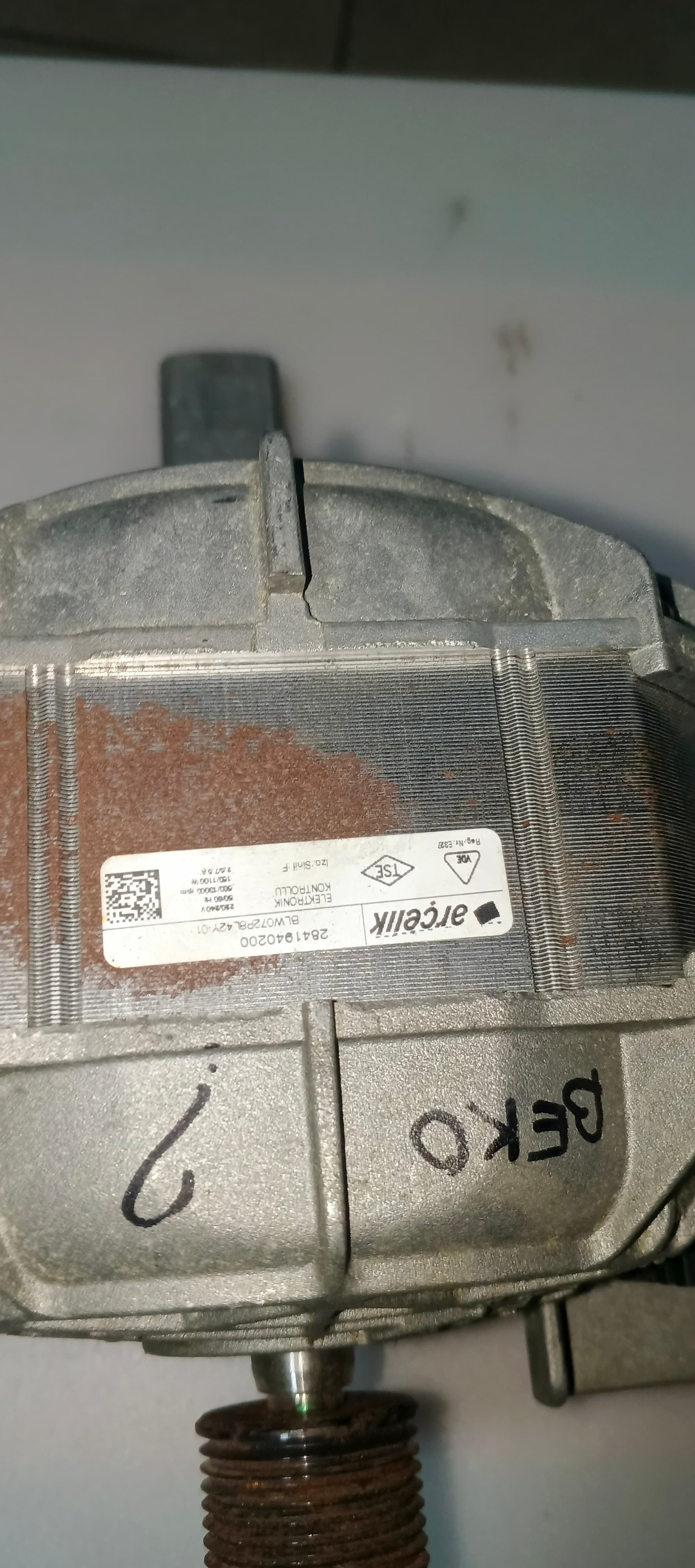 Б/у Мотор для пральної машини Beko BLW072P8L42Y-01