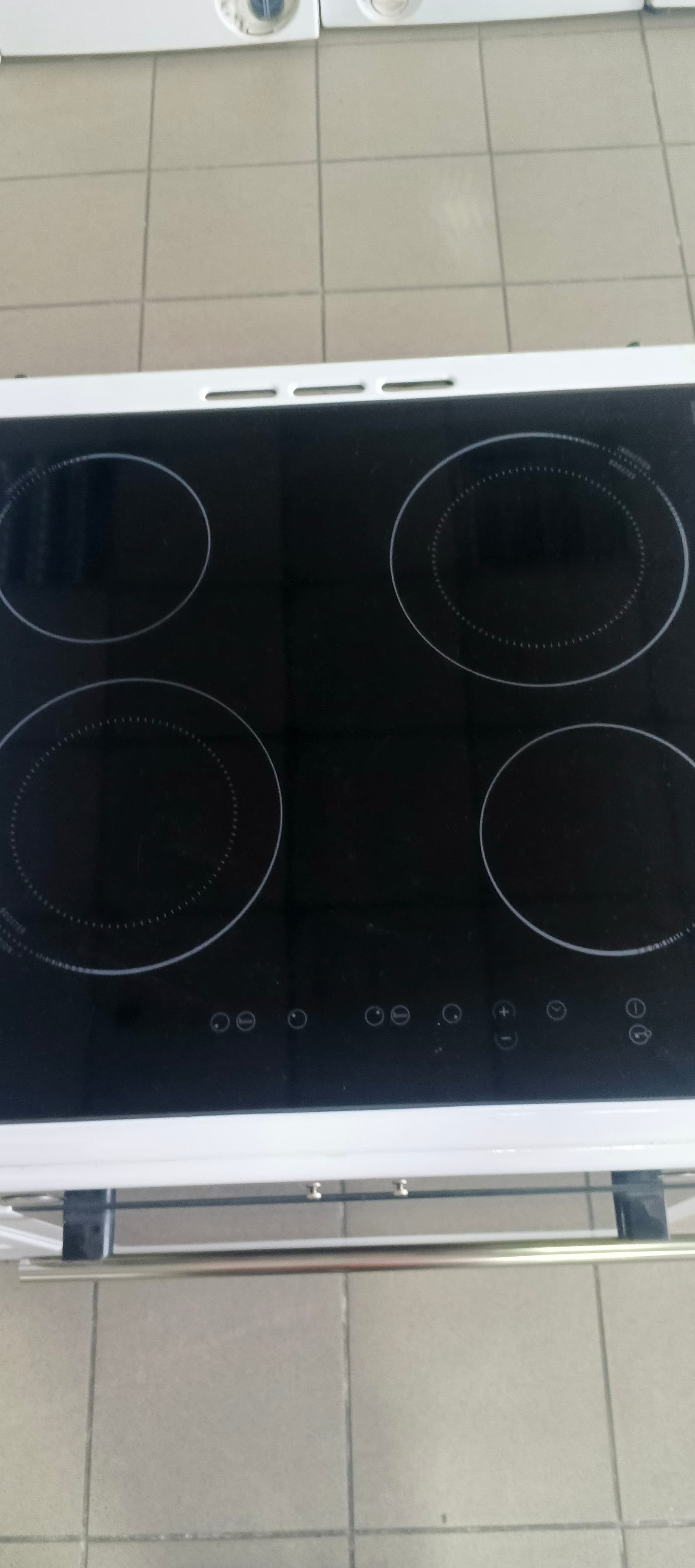 Газова плита Hotpoint-Ariston