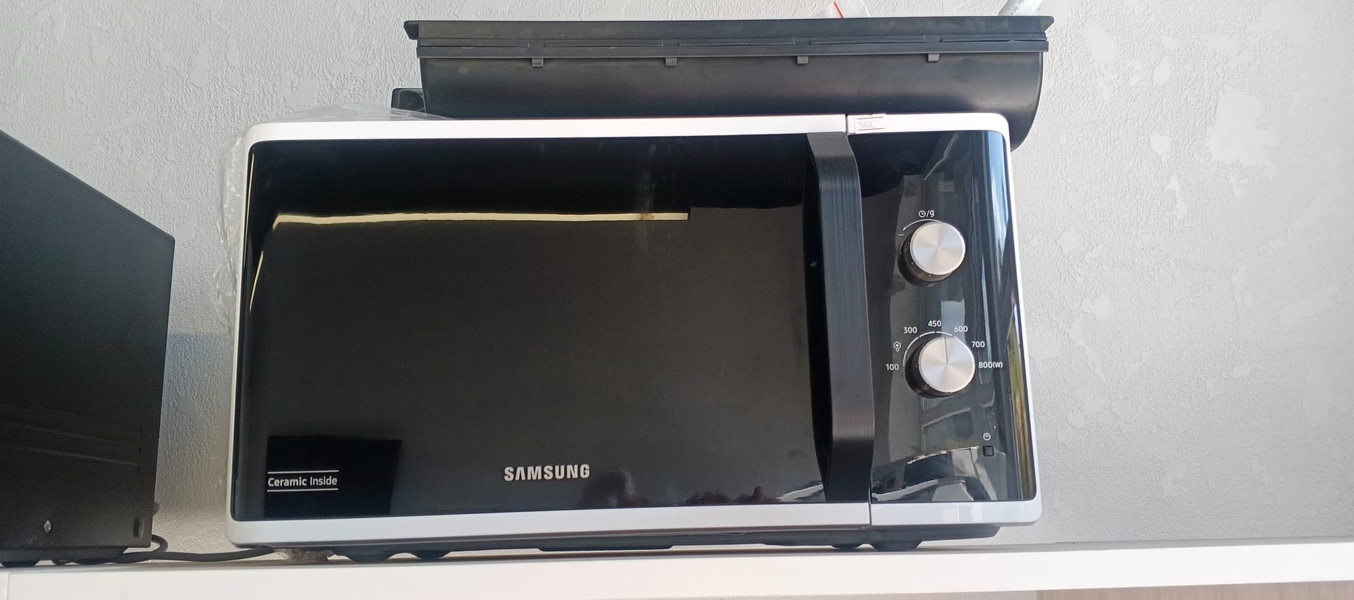 Мікрохвильова піч Samsung MS23K3614