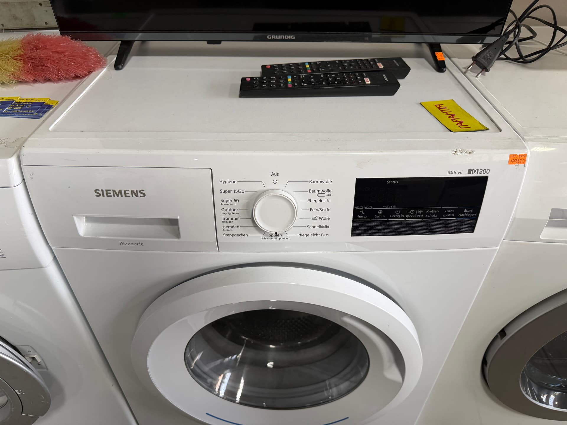 Пральна машина Siemens WM14N2A0