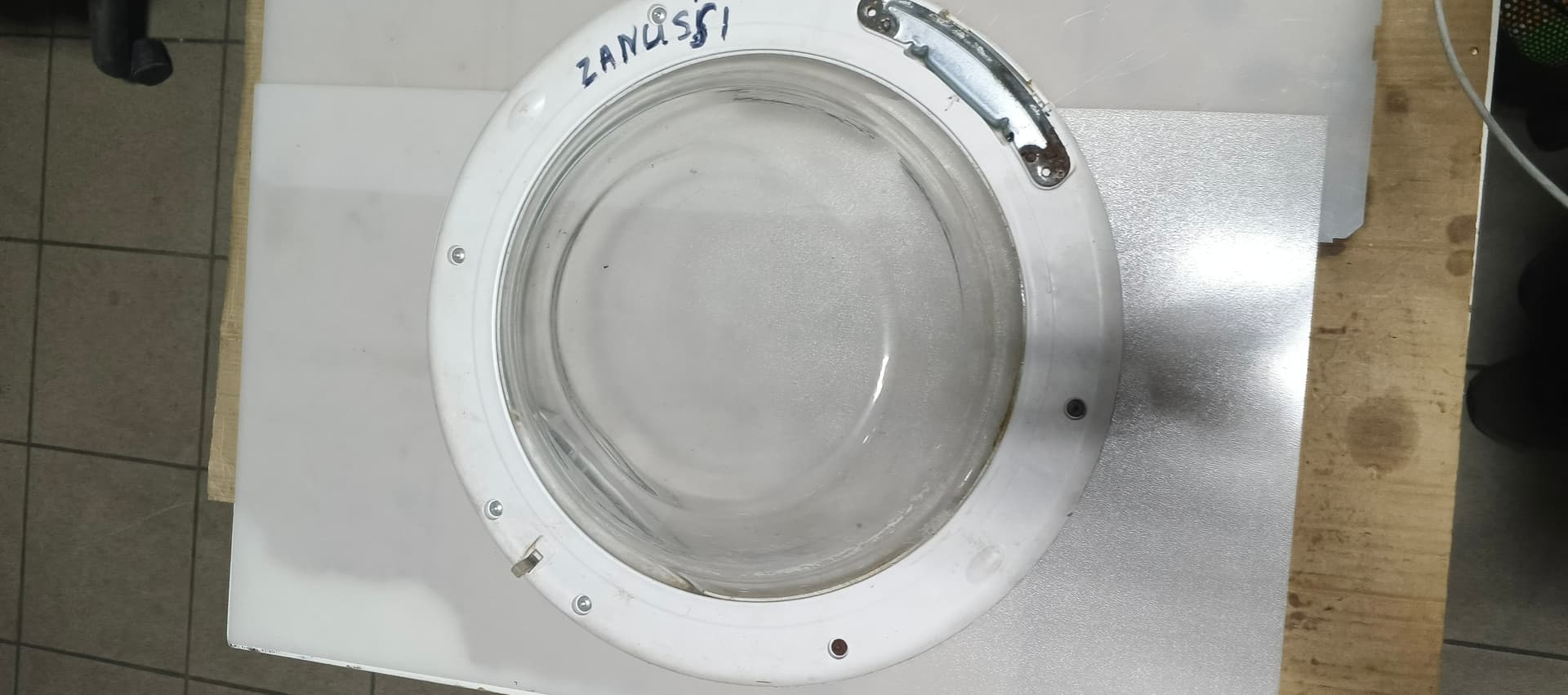 Б/у Люк для пральної машини Zanussi ZWS1101