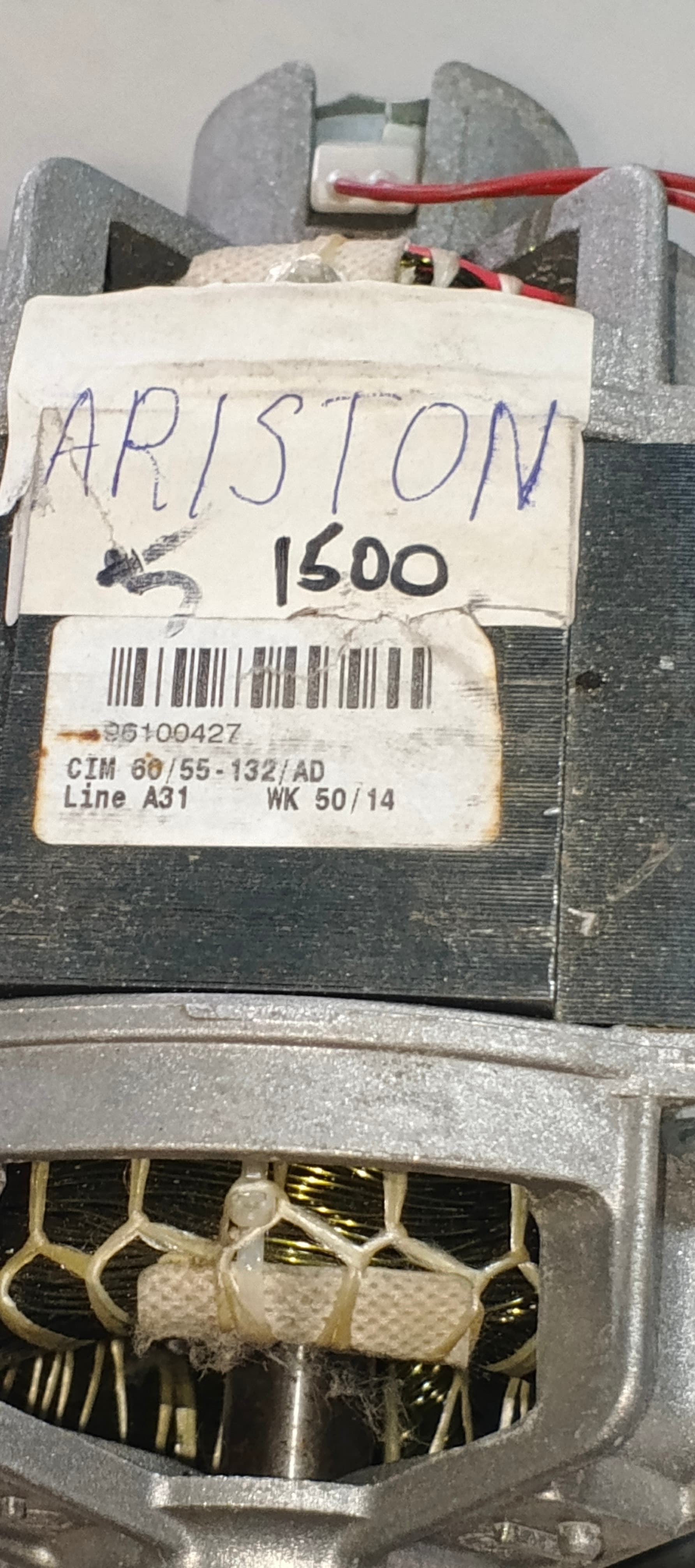 Б/у Мотор для пральної машинки Hotpoint Ariston 800w