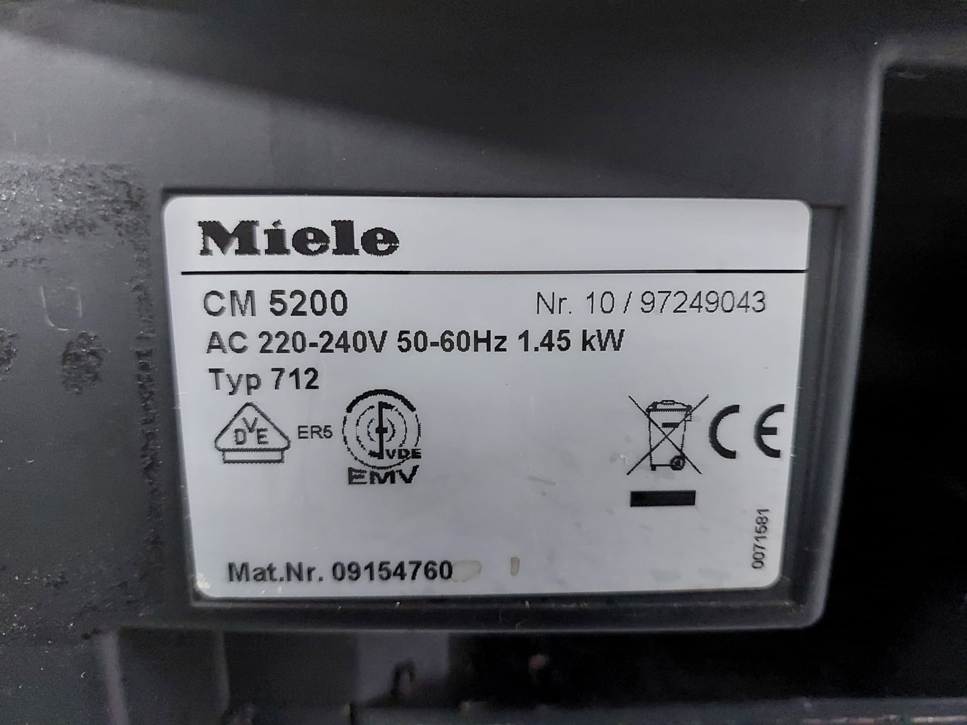Кавоварка Miele CM5200