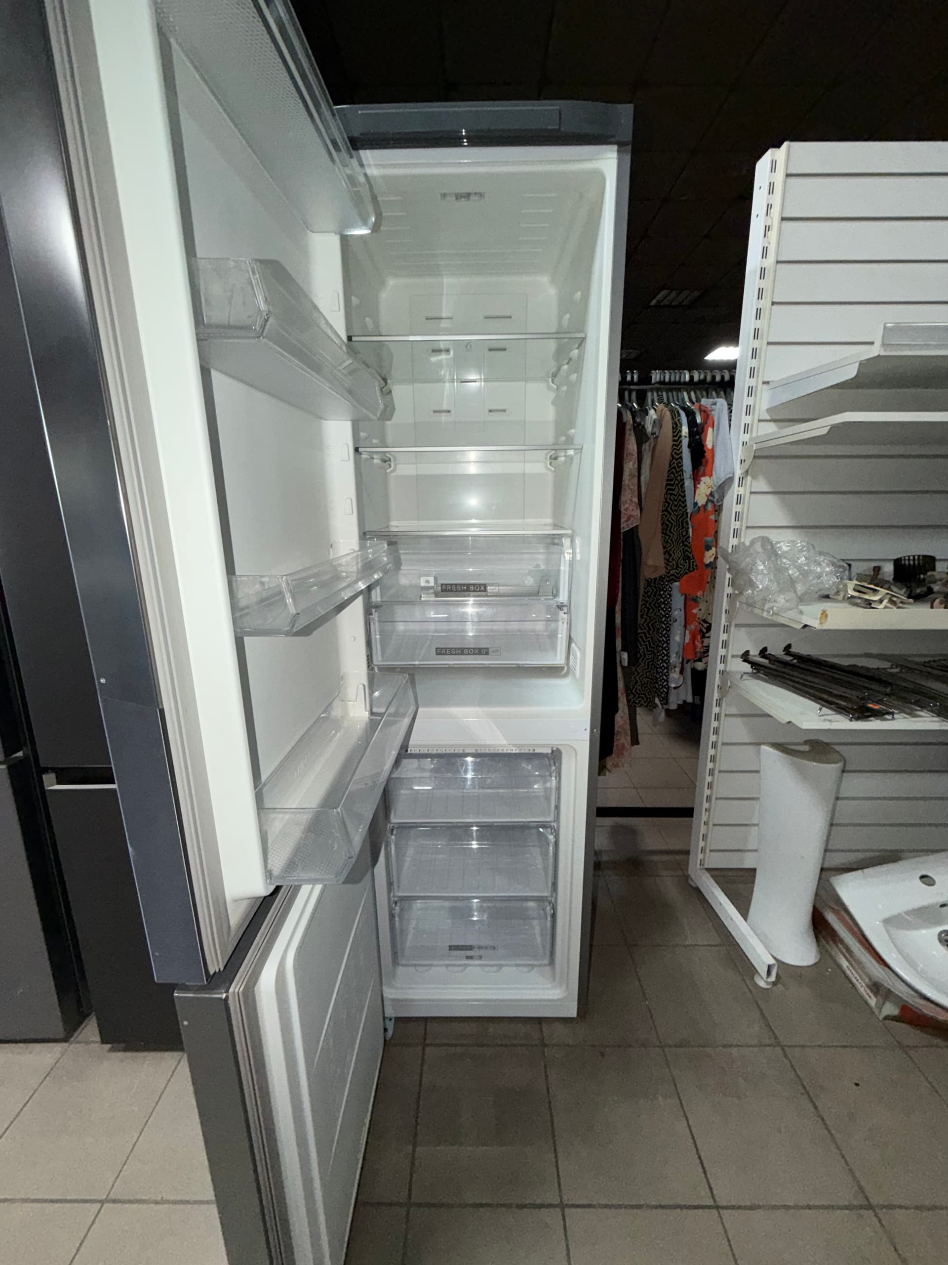 Холодильник Whirlpool