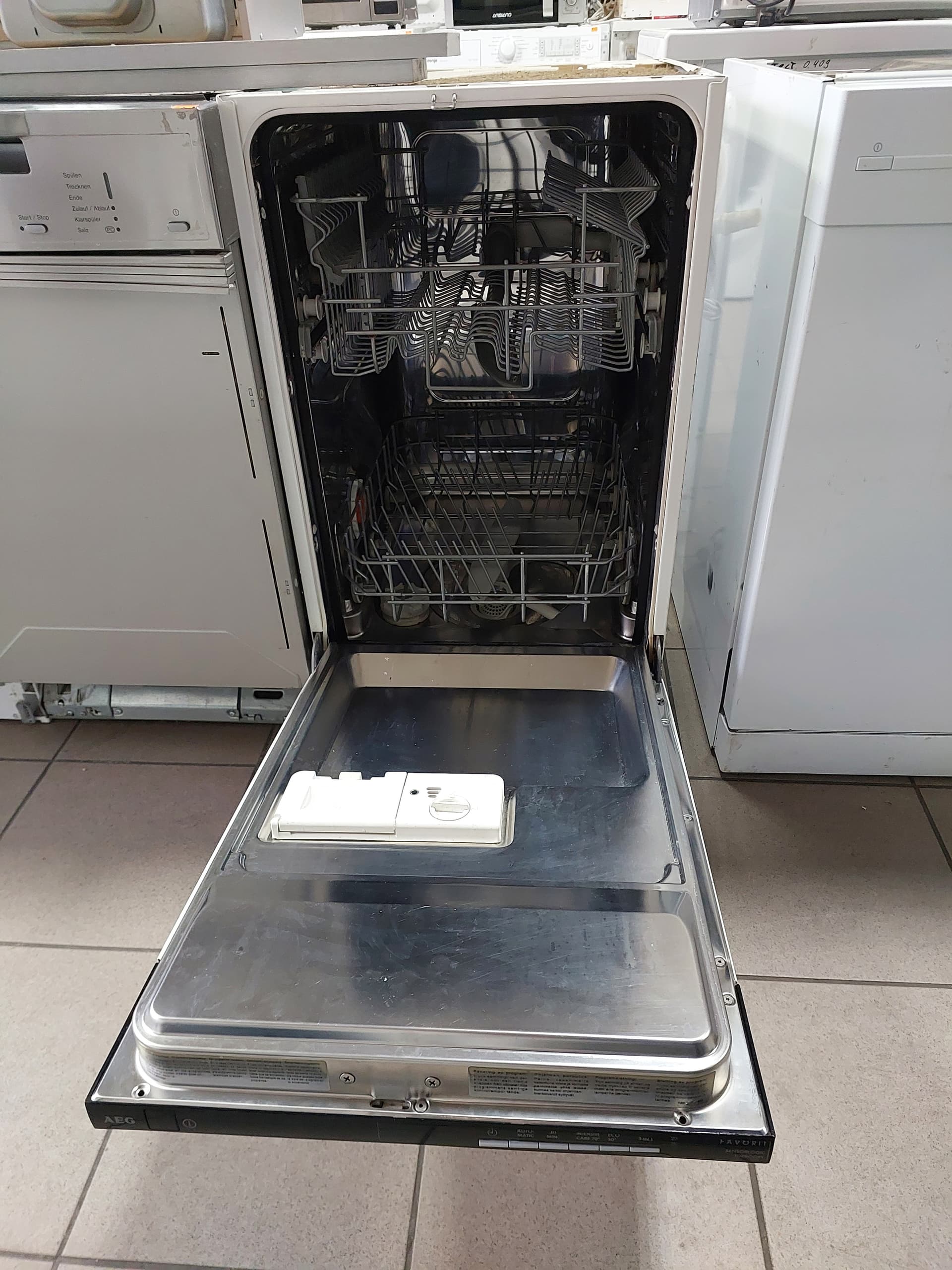 Посудомийна машина AEG FAVORIT84470VI
